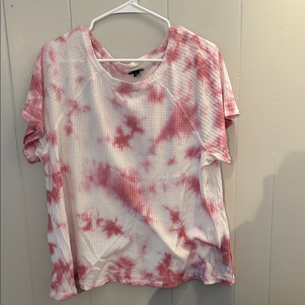 Torrid Pink and White Tie-Dye Short Sleeve Top